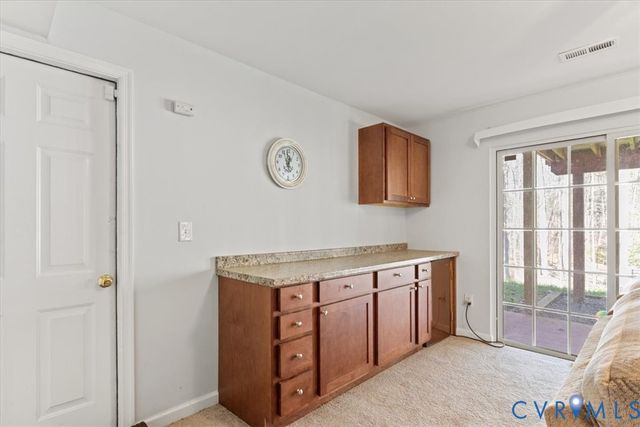 38 Jerdone Island Dr, Bumpass, VA 23024