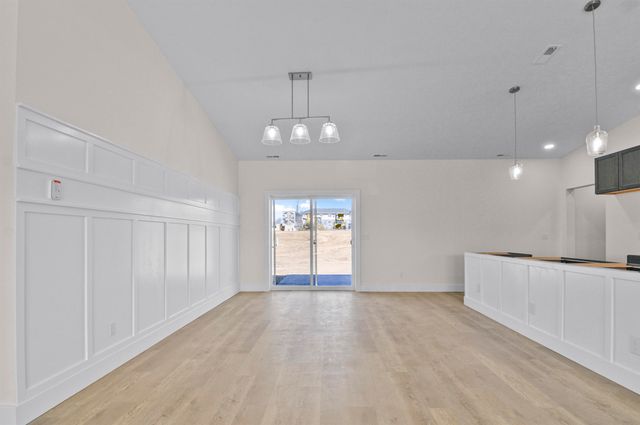 11351 Lakeshore Drive, Hanover Twp, MI 49620