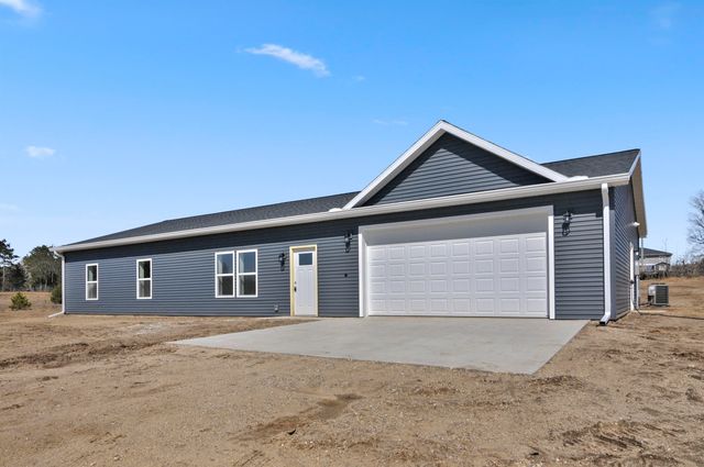 11351 Lakeshore Drive, Hanover Twp, MI 49620