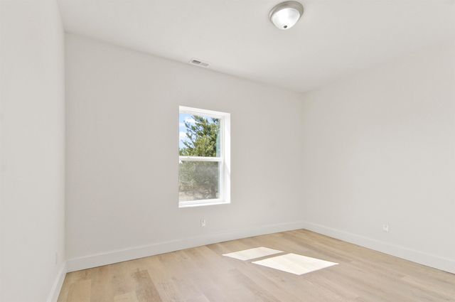 11351 Lakeshore Drive, Hanover Twp, MI 49620