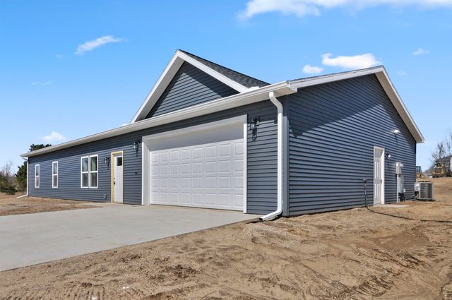 11351 Lakeshore Drive, Hanover Twp, MI 49620