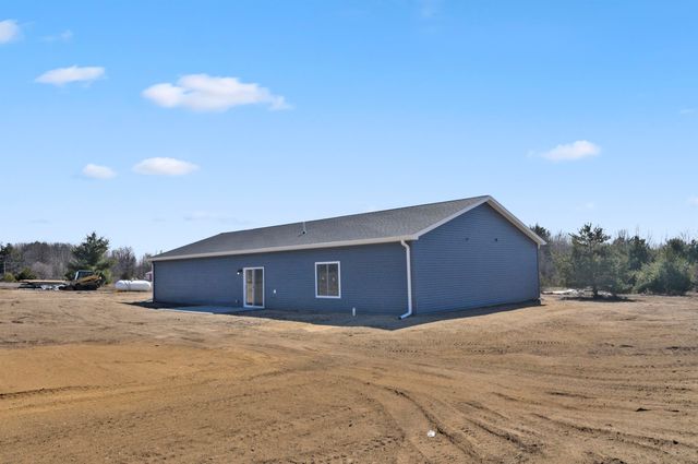 11351 Lakeshore Drive, Hanover Twp, MI 49620