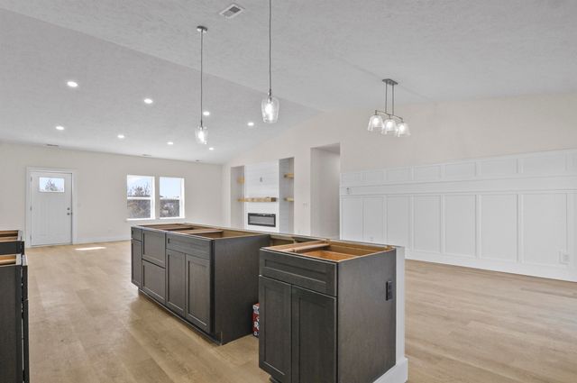 11351 Lakeshore Drive, Hanover Twp, MI 49620