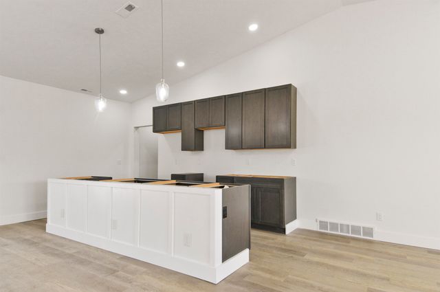 11351 Lakeshore Drive, Hanover Twp, MI 49620