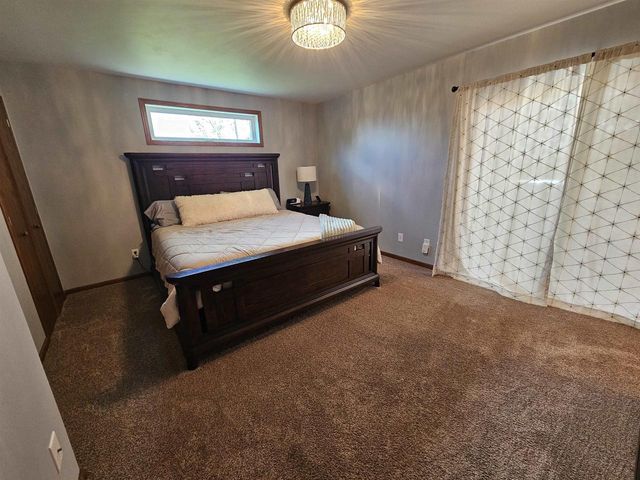 634 Naragansett Avenue, Baraboo, WI 53913