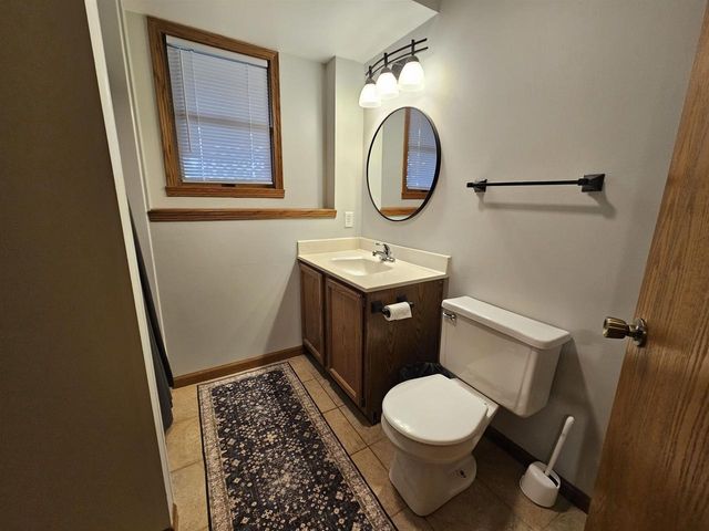 634 Naragansett Avenue, Baraboo, WI 53913