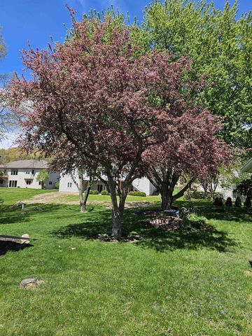 634 Naragansett Avenue, Baraboo, WI 53913