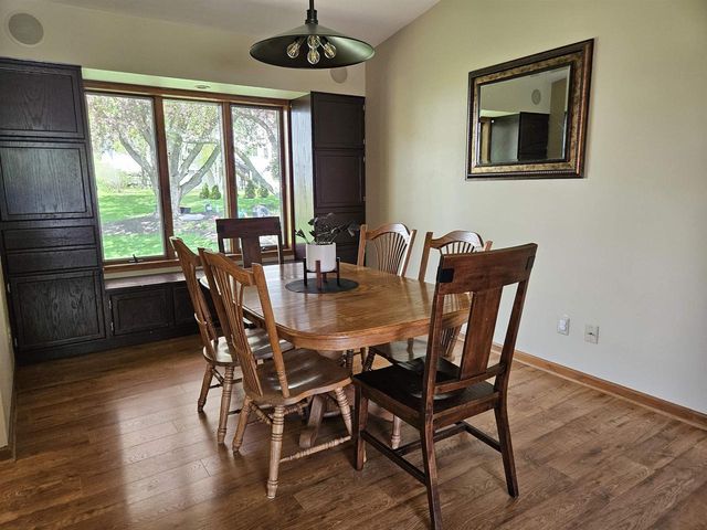 634 Naragansett Avenue, Baraboo, WI 53913