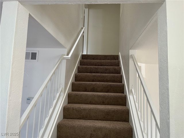 2842 BRIAR KNOLL Drive, Henderson, NV 89074