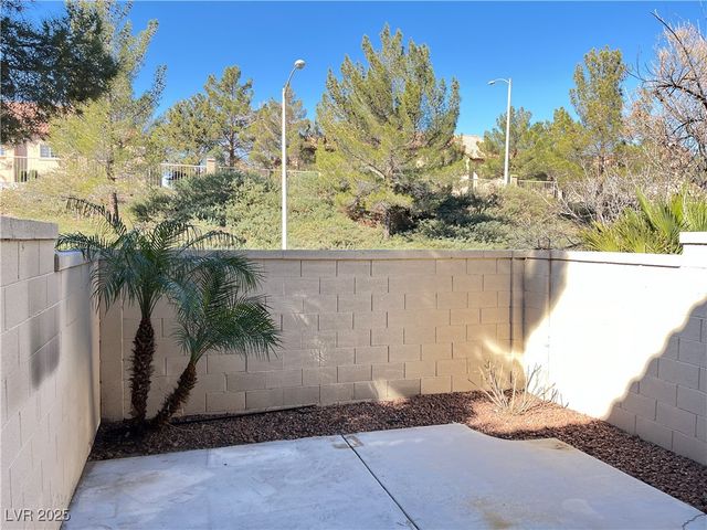 2842 BRIAR KNOLL Drive, Henderson, NV 89074