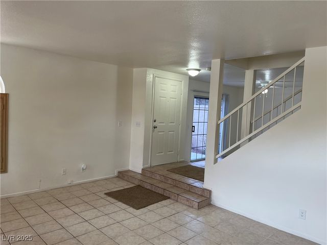 2842 BRIAR KNOLL Drive, Henderson, NV 89074