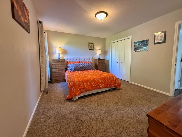 10990 LINDEN BLOSSOM Lane, Roscoe, IL 61073