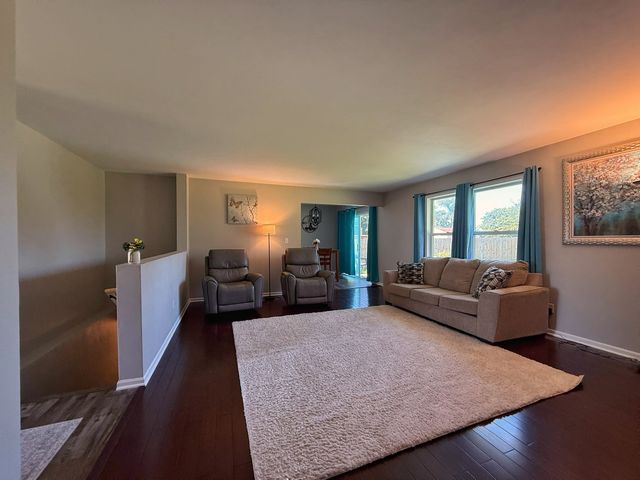 10990 LINDEN BLOSSOM Lane, Roscoe, IL 61073