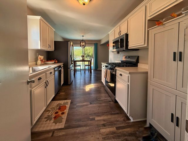 10990 LINDEN BLOSSOM Lane, Roscoe, IL 61073