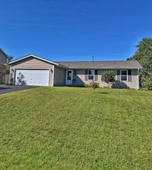 10990 LINDEN BLOSSOM Lane, Roscoe, IL 61073