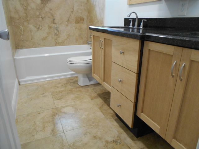 3980 NW 114th Avenue, Coral Springs, FL 33065