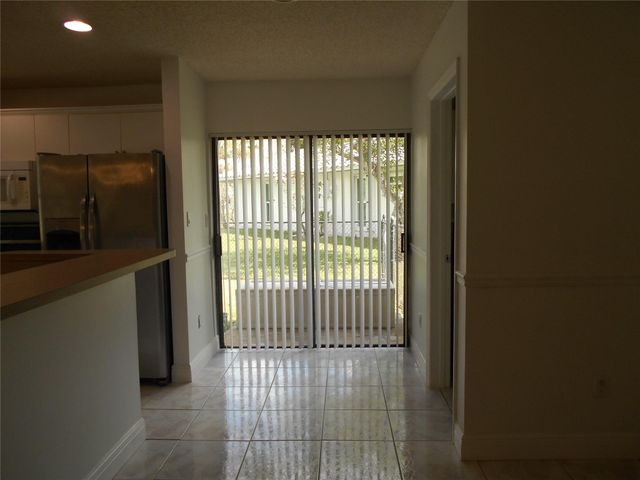 3980 NW 114th Avenue, Coral Springs, FL 33065