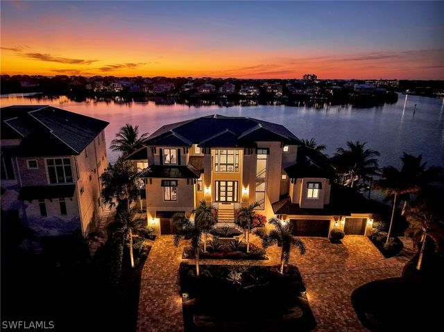 271 3rd ST W, Bonita Springs, FL 34134