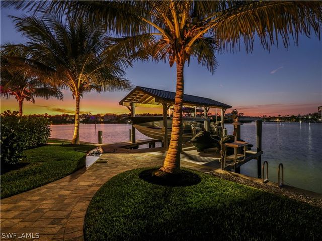 271 3rd ST W, Bonita Springs, FL 34134