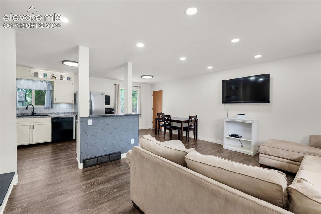 1550 Keaton Lane, Colorado Springs, CO 80909 — photo 3