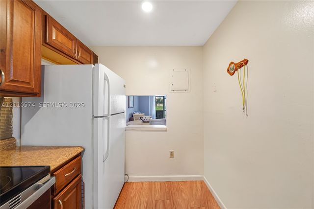 8821 Sunrise Lakes Blvd 102, Sunrise, FL 33322