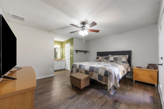 4058 Sherwood Street E, Kingwood, TX 77339