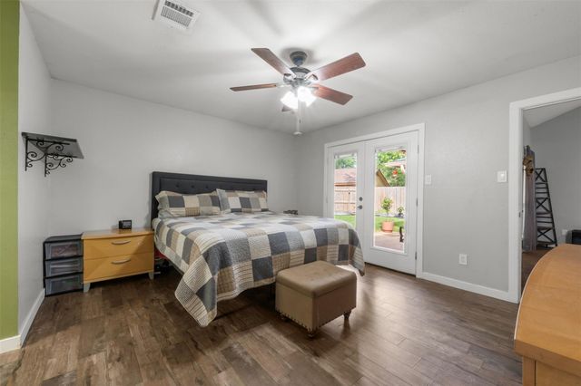 4058 Sherwood Street E, Kingwood, TX 77339