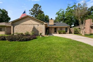 4058 Sherwood Street E, Kingwood, TX 77339