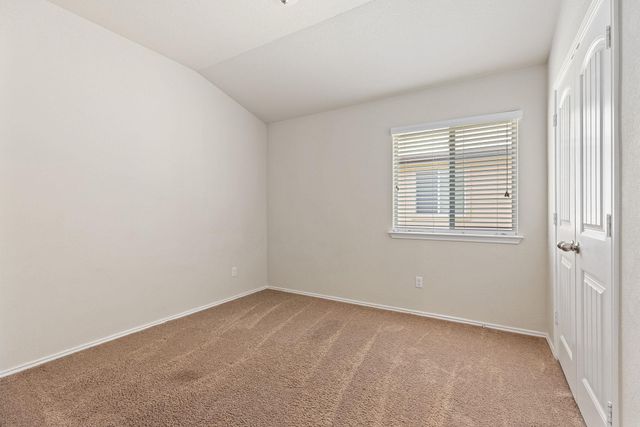 109 Plata LN, Jarrell, TX 76537