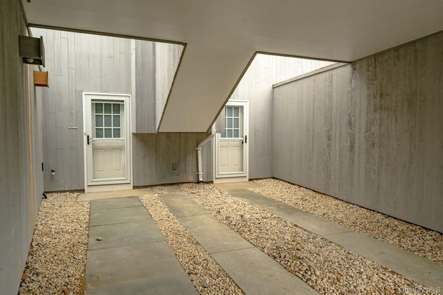 29 Fairway Place 6, Montauk, NY 11954