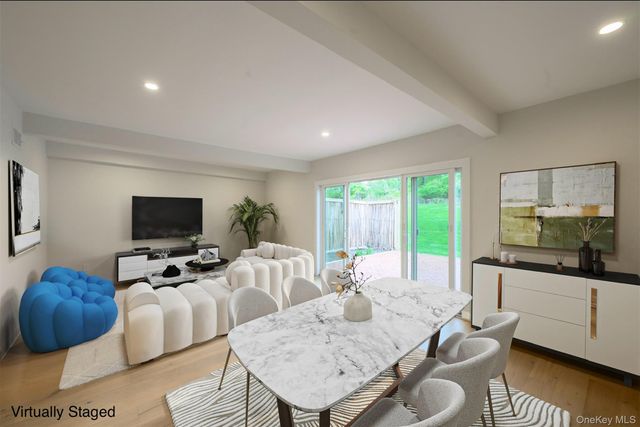 29 Fairway Place 6, Montauk, NY 11954