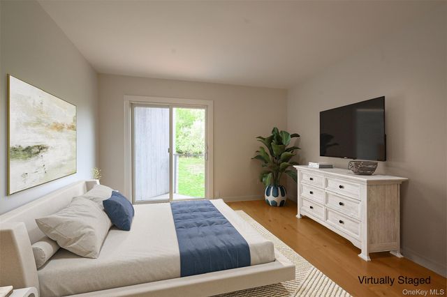 29 Fairway Place 6, Montauk, NY 11954