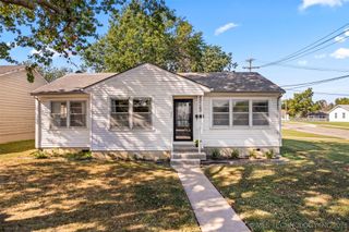 464 S 74th Avenue E, Tulsa, OK 74112