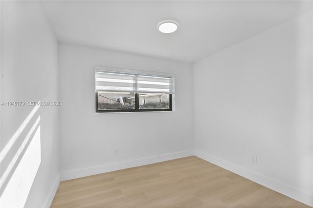 19831 Gulfstream Rd, Cutler Bay, FL 33157