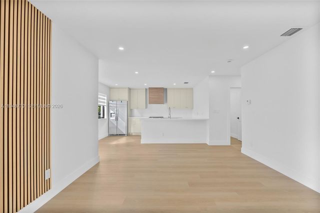 19831 Gulfstream Rd, Cutler Bay, FL 33157