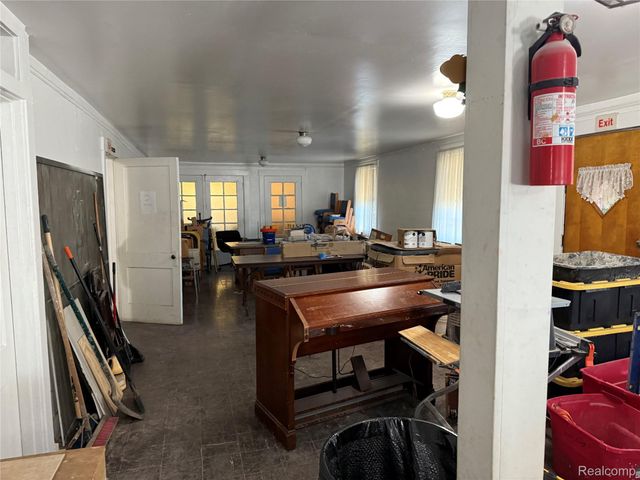 13509 Mackay Street, Detroit, MI 48212