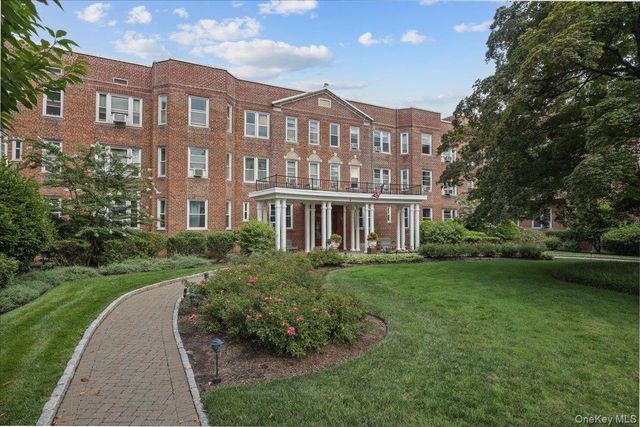 101 Old Mamaroneck Road 3C7, White Plains, NY 10605