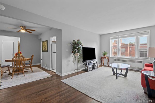 101 Old Mamaroneck Road 3C7, White Plains, NY 10605