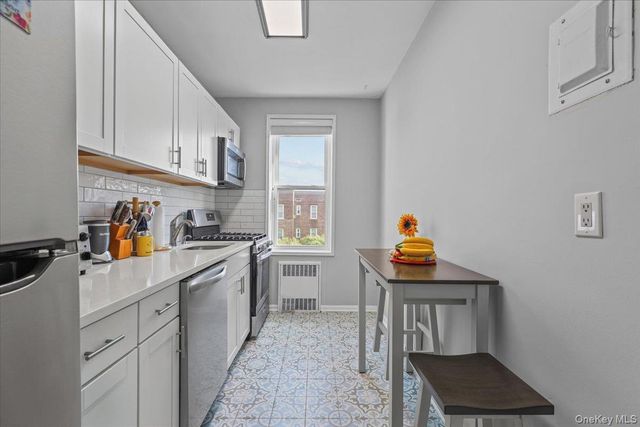 101 Old Mamaroneck Road 3C7, White Plains, NY 10605