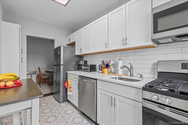 101 Old Mamaroneck Road 3C7, White Plains, NY 10605