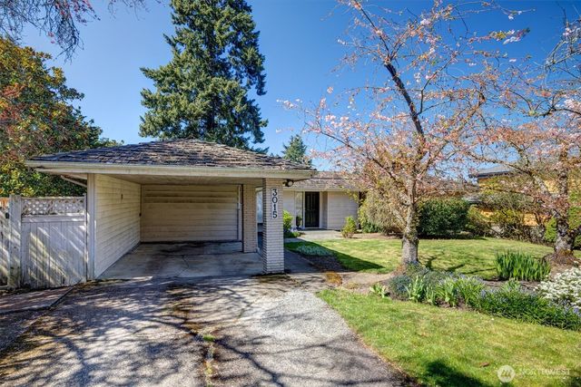 3015 Hunts Point Circle, Hunts Point, WA 98004