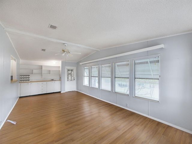 8201 Cinnamon Lane, Port St. Lucie, FL 34952