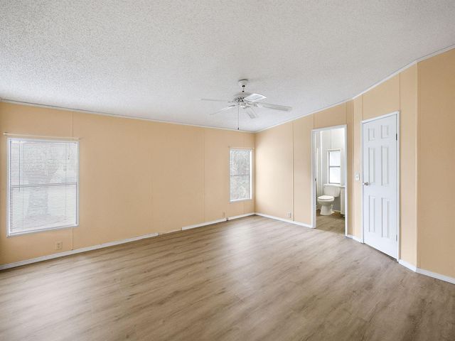 8201 Cinnamon Lane, Port St. Lucie, FL 34952