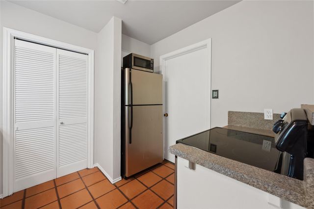 10006 Wildflower LN A, Austin, TX 78733