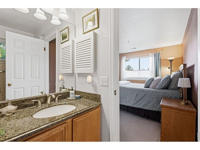 4985 Twin Lakes Rd 94, Boulder, CO 80301
