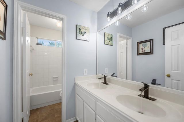 18903 Candlecreek Drive, Spring, TX 77388