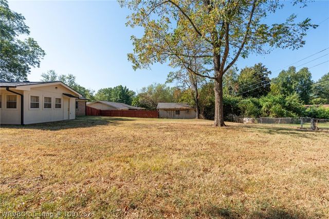 1003 4th Terrace, Barling, AR 72923