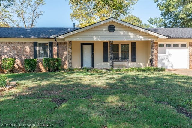 1003 4th Terrace, Barling, AR 72923