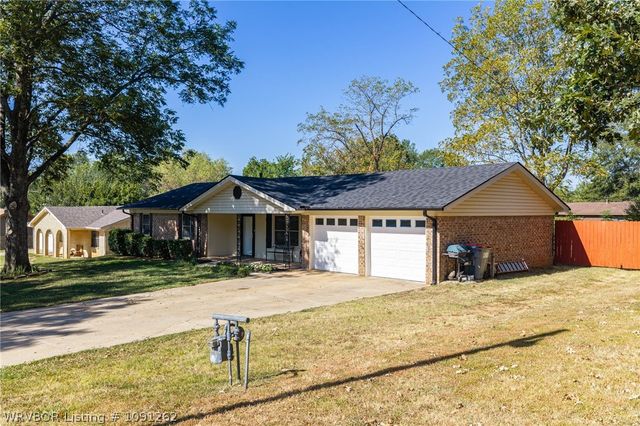 1003 4th Terrace, Barling, AR 72923
