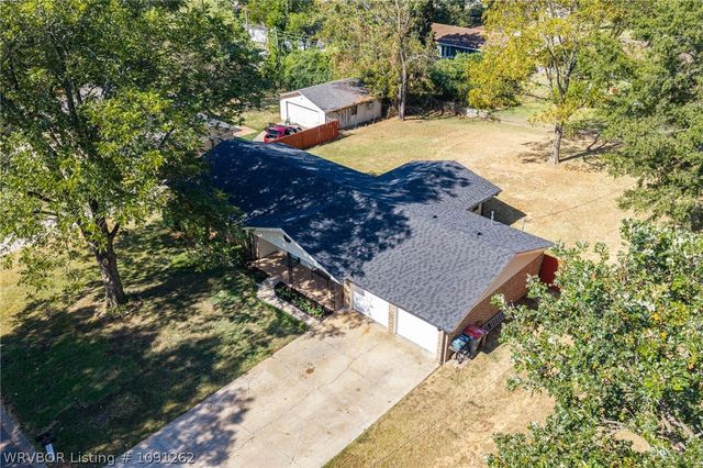 1003 4th Terrace, Barling, AR 72923